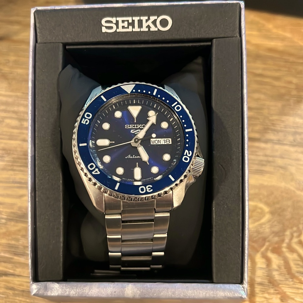 Seiko 5 Sport
